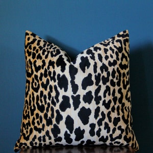 leopard velvet cushion