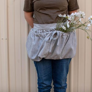 Garden Harvest Foraging Apron
