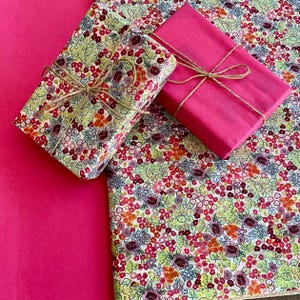 Gemusterte Seidenpapier Liberty Bloom Floral & Plain Cerise Pink Mixed Pack Luxus Bettwäsche Eco Geschenkverpackung recycelbar Kunsthandwerk, Körbe Verpackung