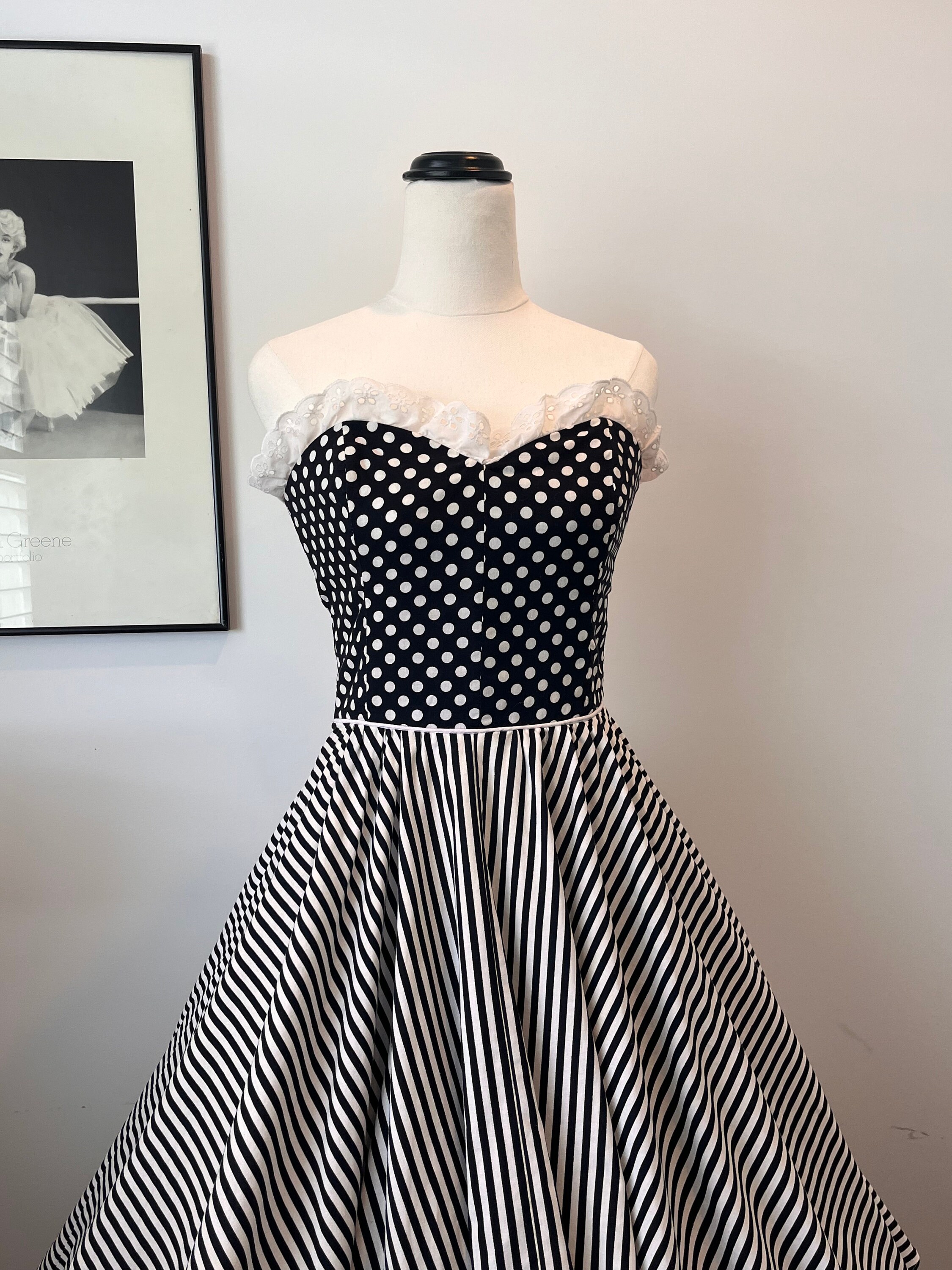Vintage 80's black & white dress 10 Ultra Dress