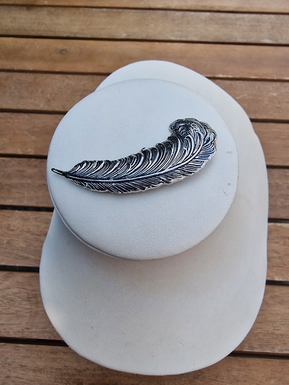 Vintage feather brooch by Sarah Cov made from sil… - image 4