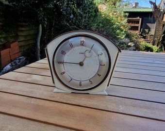 Vintage Metamec electric clock. Ideal as repair project. Circa 1950-60's.