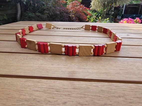 Vintage Red Wooden Belt: Folky Boho Style (fits 29-34 Inch  display picture 3