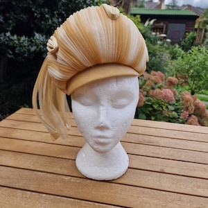 Vintage hat, caramel coloured by Mitzi Lorenz. Size Small circa 1950-60&#39;s.