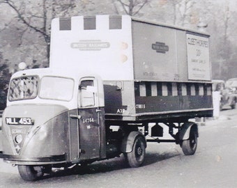 zwart-wit vrachtwagenfoto, British Railways, Scammell Scarab arctic box trailer, MLL 453, 6x4 inch, cadeau voor hem