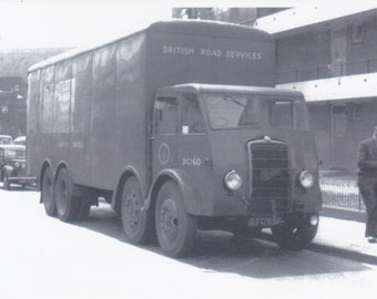 black and white lorry photo, British Road Services, Foden 4 wheel box van, GTC G?4, 6x4 inches