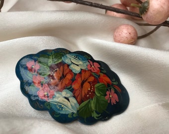 Hand painted vintage lacquered wood wooden jewelry brooch pin rose floral fairytale antique 50s romantic gothic victorian style