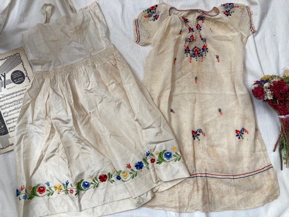 Set of antique vintage hungarian peasant girls' d… - image 1