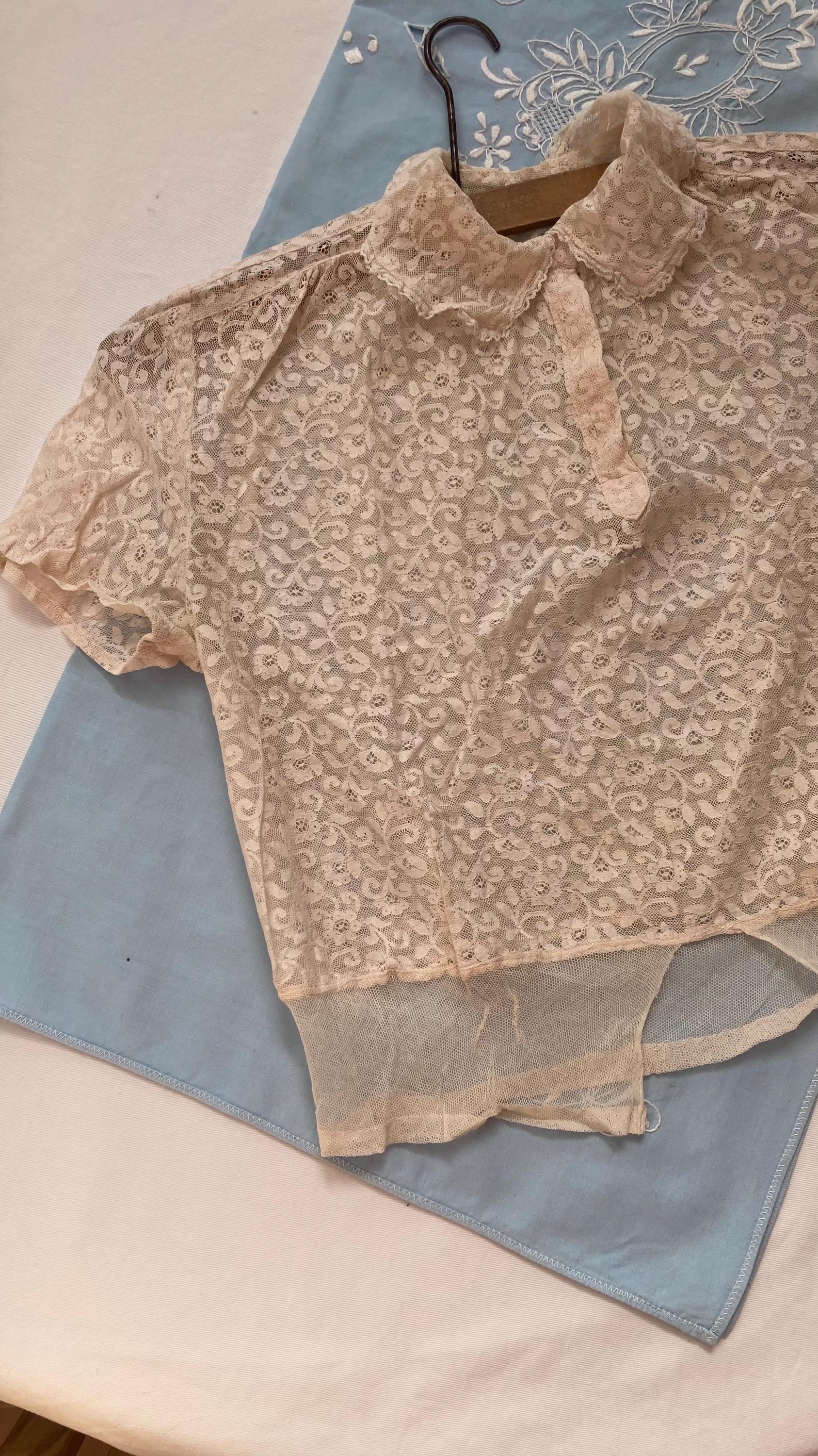 1930年代のヴィンテージレースブラウス、ハンドメイド花柄シャツ（現状 