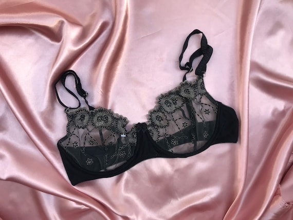 Vintage Deadstock 80s 90s Handmade Black Cream Lace Embroidered Soft Underwire  Bra Large 90D 40D Size Sexy Romantic French La Perla Style 