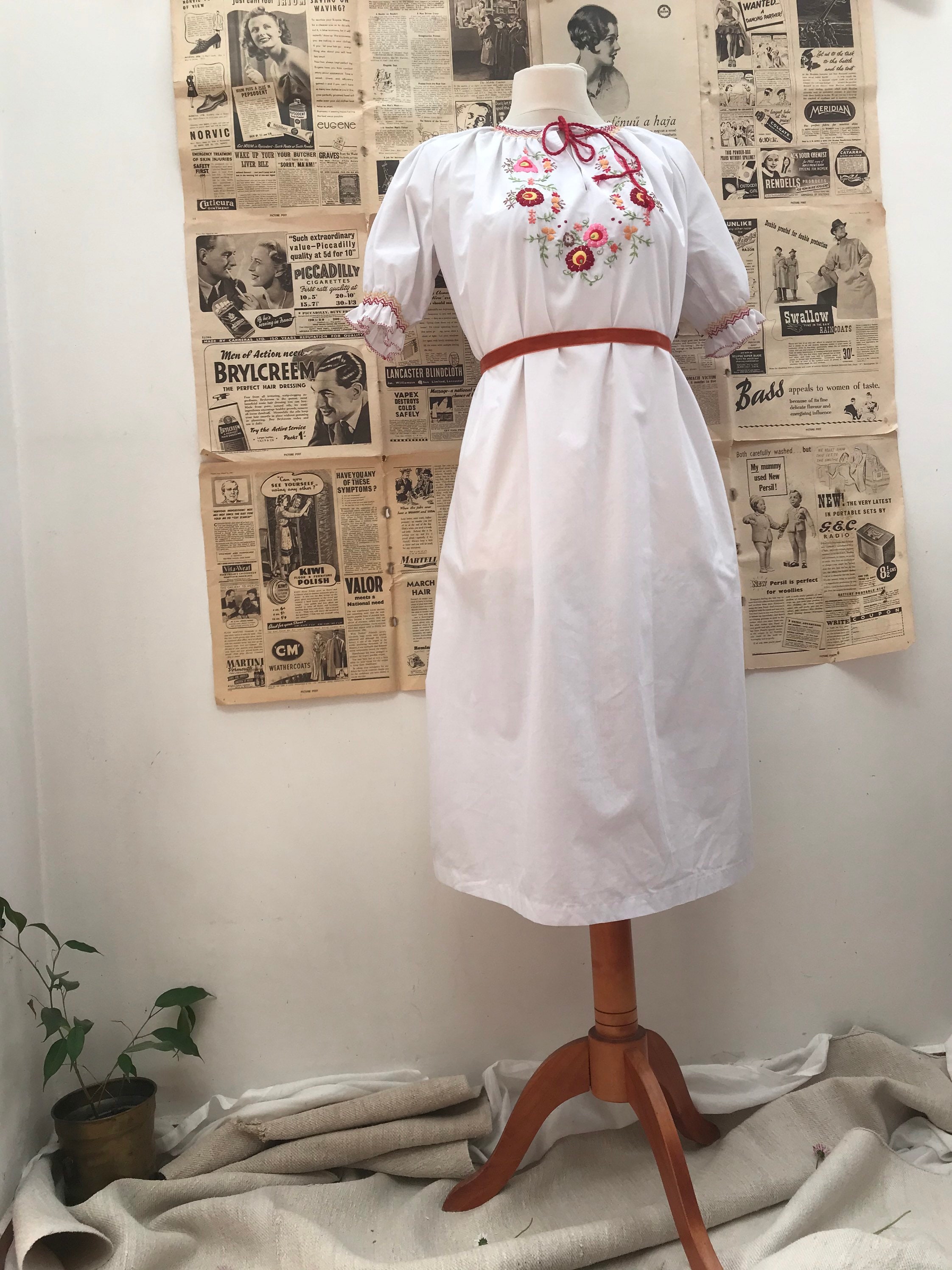 Vintage Rare Hungarian Peasant Dress Embroidered Floral Etsy