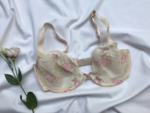 Romantic Rose Pink English Vintage 90s Lace Floral Nude Bra 70DD