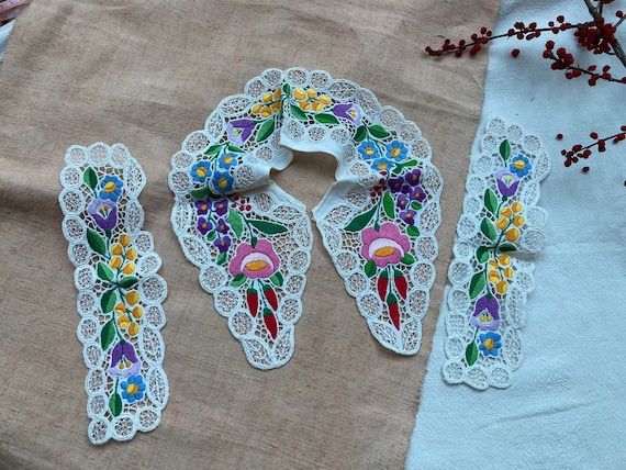 Vintage rare Hungarian Kalocsa floral hand embroi… - image 1