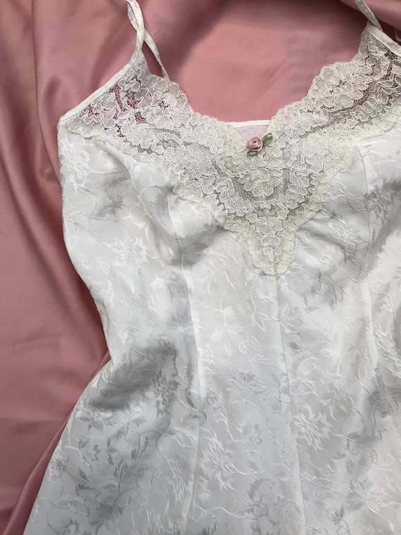 Vintage satin brocade floral white cream wedding … - image 3