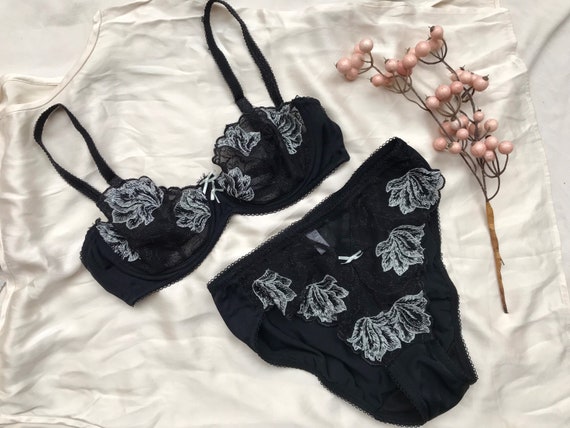 Black and Silver Vintage Bra and Panties Lingerie Set Lace High Waisted 80s  90s Designer French Aura Floral La Perla Style 75A Embroidered -  Canada