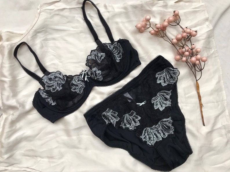 Black and silver vintage bra and panties lingerie set lace high waisted 80s 90s designer french Aura floral la perla style 75A embroidered image 1