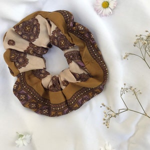 Purple silk brown cream paisley vintage medium scrunchie oversized handmade rouje french girl style hair accessory romantic summer hairtie