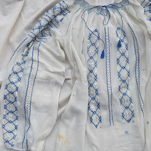 トップス 1940s Blue Embroidered Romanian Blouse S Darling 1940s Romanian Embroidered Cotton Gauze Peasant