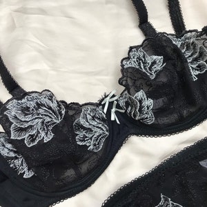 Black and silver vintage bra and panties lingerie set lace high waisted 80s 90s designer french Aura floral la perla style 75A embroidered image 3