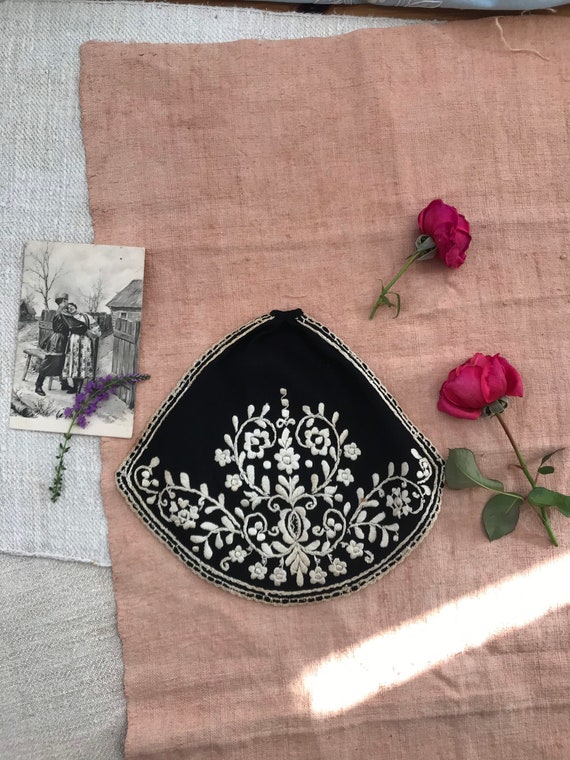 1920’s antique vintage silk georgette hand embroi… - image 1