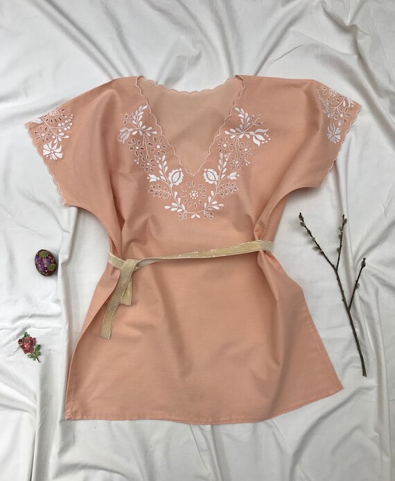 Pastel peach pink white embroidered Hungarian vint
