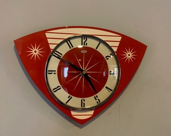 Colour Etched Trianguloid Lucite Formica Caravan Wall Clock from Royale - Midcentury Atomic Jetsons Retro style in Tomato Red & Cream