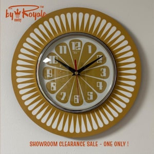 Horloge murale moderne du milieu du siècle, stratifié Royalexe™ - Vente directe d'usine - The Segment