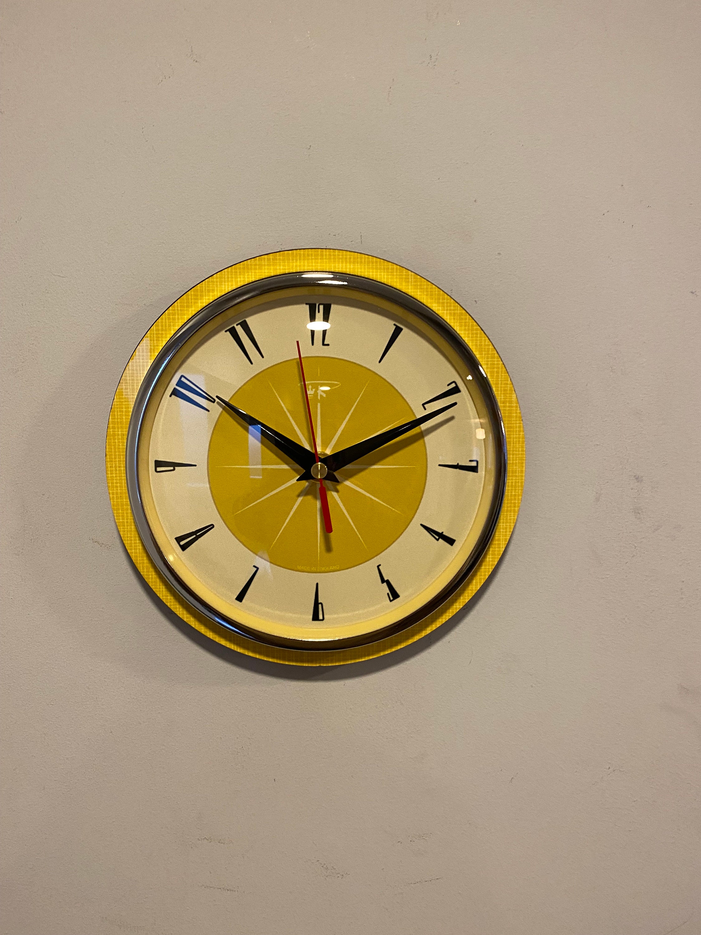 HORLOGE PENDULE VINTAGE ancienne formica bayard fonctionne EUR 29,00 - FR