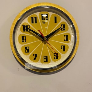 Colour Etched Formica Caravan Kitchen Wall Clock from Royale Midcentury Atomic Jetsons Retro style in Honeydew Yellow Face 14