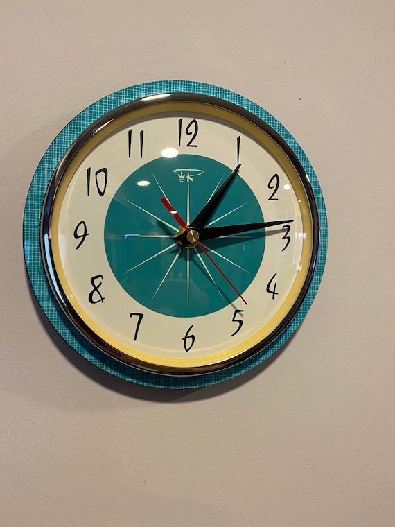 Colour Etched Formica Caravan Wall Clock from Royale ，KXH