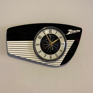 Handmade Black & White Wall Clock from Royale - Midcentury French Atomic Zenith Retro style with Starburst Formica Design