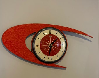 Colour Etched Lucite Formica Wall Clock from Royale - Midcentury Atomic Boomerang Retro style in Tomato Red