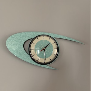 Meistverkaufte Royalexe Laminat Wanduhr Von Royale - Midcentury Modern Atomic Boomerang Retro Stil in Helltürkis Mint