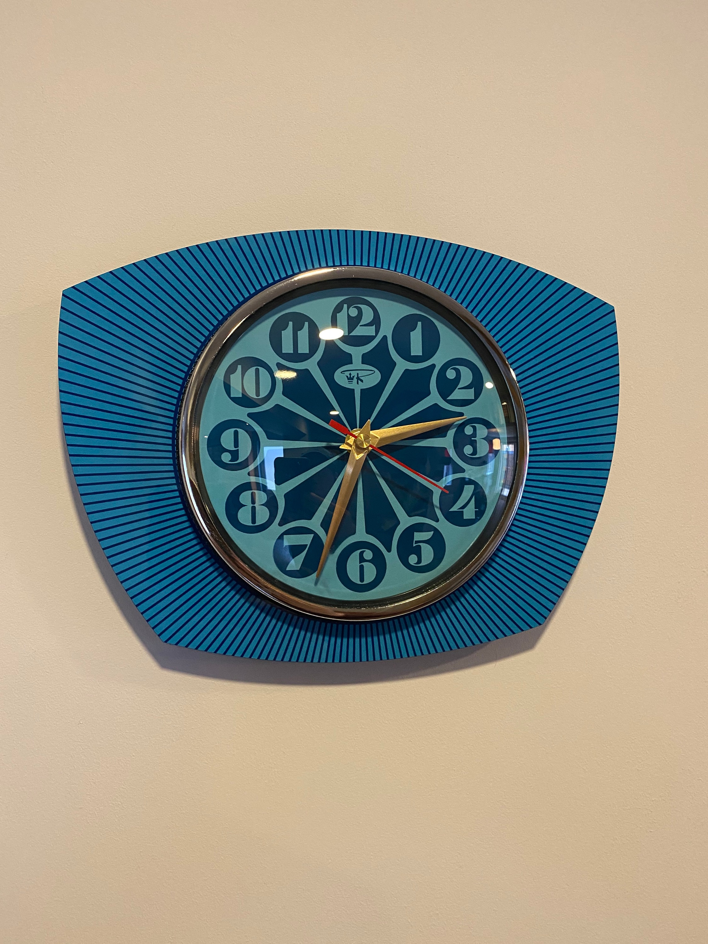Formica Lucite Asymmetric Wall Clock from Royale - 1970&#39;s Retro style in Sea Blue