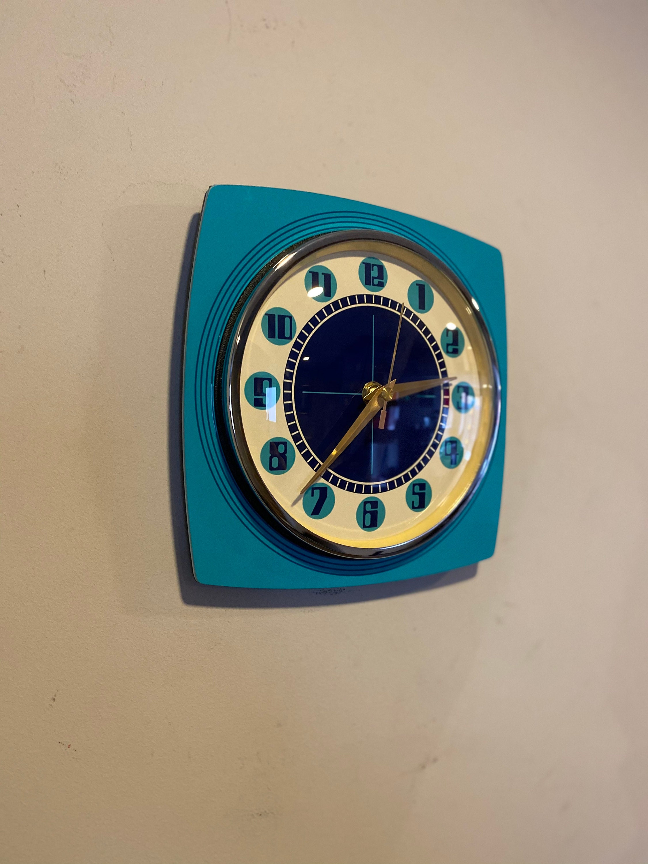 Home Décor Home & Living Clocks Midcentury Atomic Jetsons Retro style
