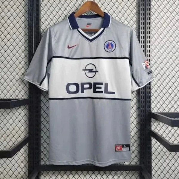 Vintage retro PSG jersey, Paris Saint-Germain, football shirt from the 1990s to the 2000s, LES BLUES, paris retro shirt