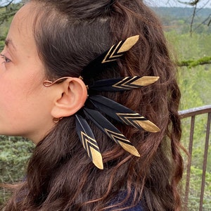 Choose your colour, Feather ear wrap, bride accessory, No piercing, elven cute ear wing, cartilage earring, ear cuff, black white red & gold