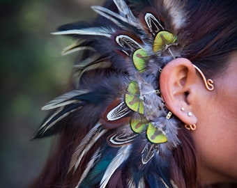 Tribal feather ear cuff, Festival shamanic cuff earrings, Tribal jewellery, Tribal green peacock cuff, Burning man costume, feather cosplay