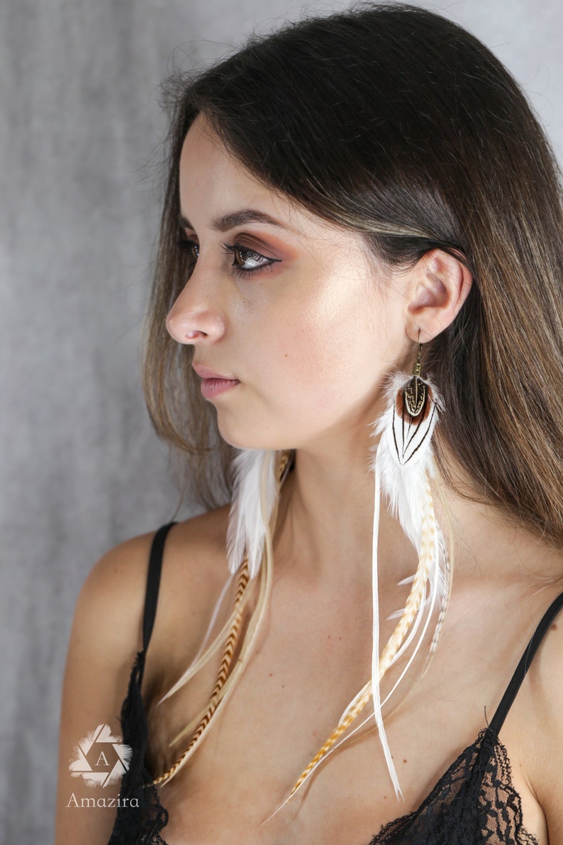 Extra long striped white feather grizzly earrings, Tribal Ethnic brown earrings, Long Hippie Boho wedding earrings, unique statement earring zdjęcie 1