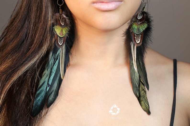 Long earrings, Black & green iridescent boho feather earring, Natural bird feathers, Handmade Summer earrings, Long Drop festival jewellery zdjęcie 1