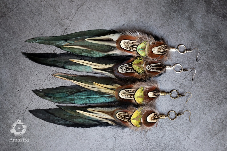 Long earrings, Black & green iridescent boho feather earring, Natural bird feathers, Handmade Summer earrings, Long Drop festival jewellery zdjęcie 3