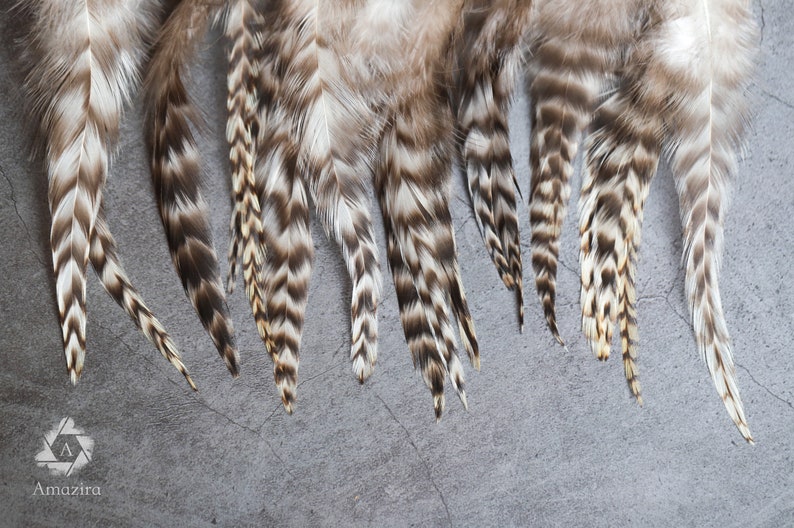 7-12 cm 3-5 inches Natural grizzly bulk feathers, cream, black and grey, Hair extension, Loose skinny feathers for crafts & dream catcher zdjęcie 1