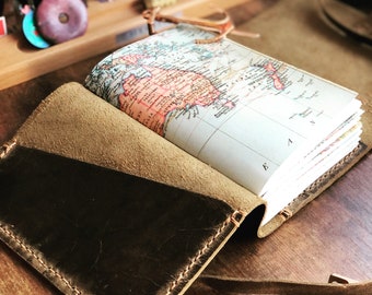 Travel, leather travelers notebook, travel journal with pockets, leather travellers notebook, travel gift, world map gift, travel journal