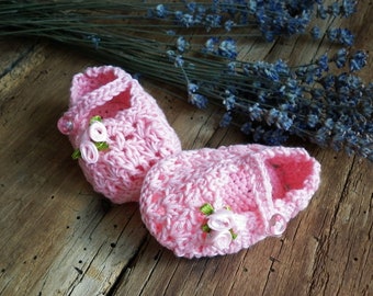 Sandalias de bebé de algodón rosa, zapatos de bebé de punto, patucos de bebé de ganchillo, patucos de niña recién nacida, ropa de bebé de punto