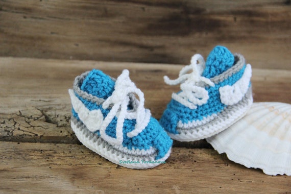 baby blue sneakers nike
