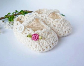 Crochet Baby Girl Sandals, Cream Cotton Booties, Newborn Gift
