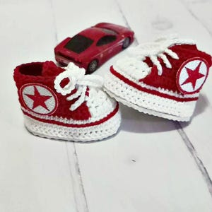 Crocheted Baby sneakers, Newborn sports shoes, baby booties, knitted baby clothes, walking shoes, newborn booties