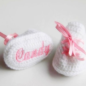 Personalized custom name baby shoes, crochet newborn girl booties, Knitted baby clothes, Baptism baby booties