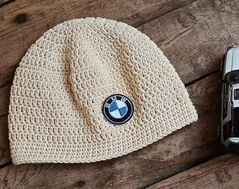 Bonnet bébé au crochet, logo BMW, bonnet en coton de couleur neutre, cadeau nouveau-né, cadeau baby shower