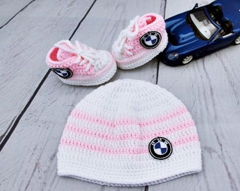 Pink newborn baby set bmw logo baby sneakers cute baby hat personalized baby shoes custom baby set knitted baby clothes